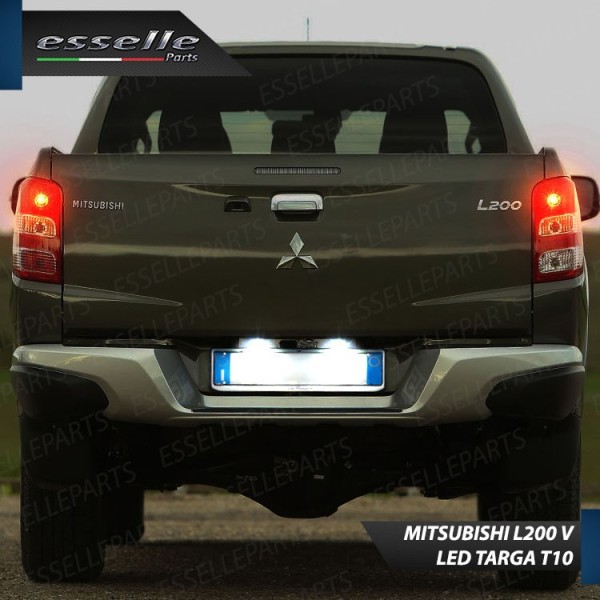 Luci Targa 9 LED Canbus 6000K per MITSUBISHI L200 V