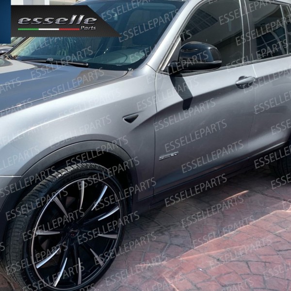 Placchette Dinamiche Laterali nere a led per frecce specifiche per BMW X5 E70