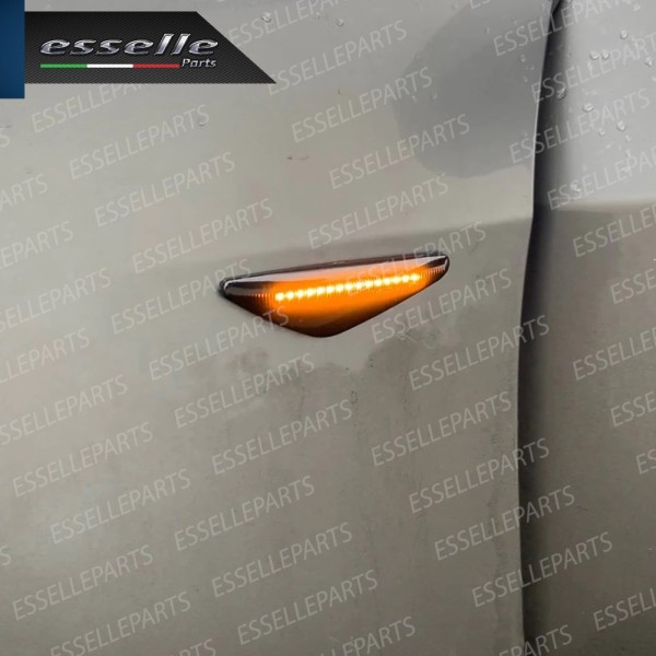 Placchette Dinamiche Laterali nere a led per frecce specifiche per BMW X6 E71 E72