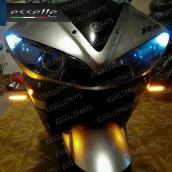 Set 4 Frecce LED con accensione dinamica universali per moto Aprilia