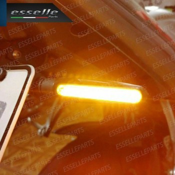 Set 4 Frecce LED con accensione dinamica universali per moto Husqvarna