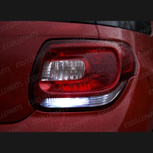 Luce Retromarcia 15 LED Citroen DS3 CON LENTE FRONTALE