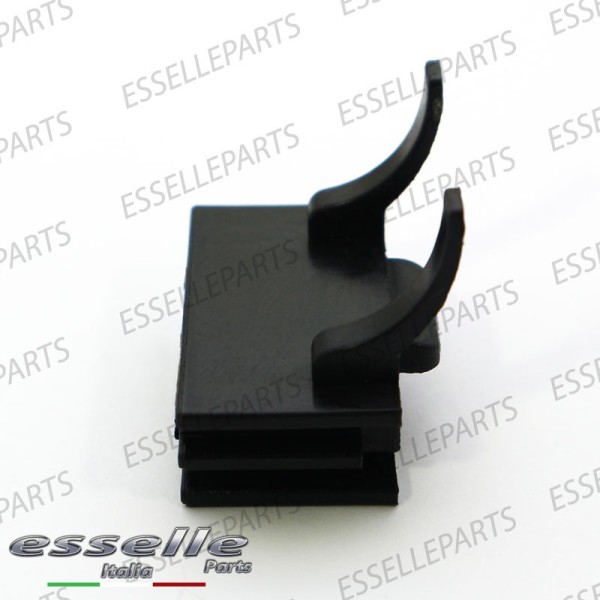 COPPIA ADATTATORI PORTALAMPADE KIT XENON H7 clip lampade xenon