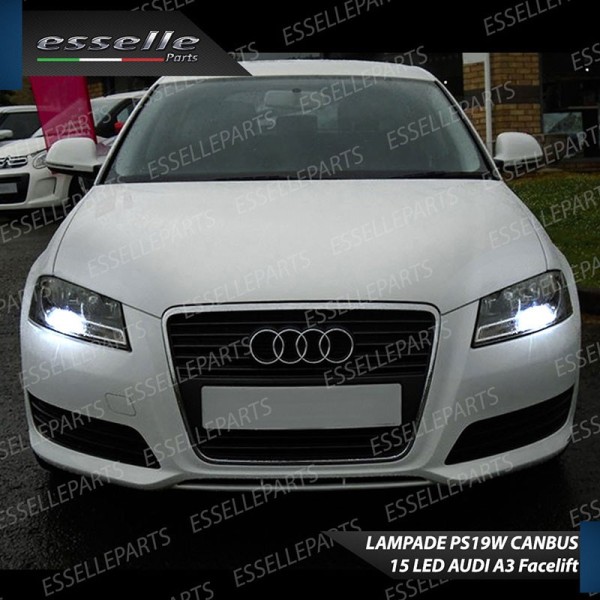 Coppia lampade PS19W Luci diurne DRL da 15 LED 6000K Bianco Audi A3 8P Restyling