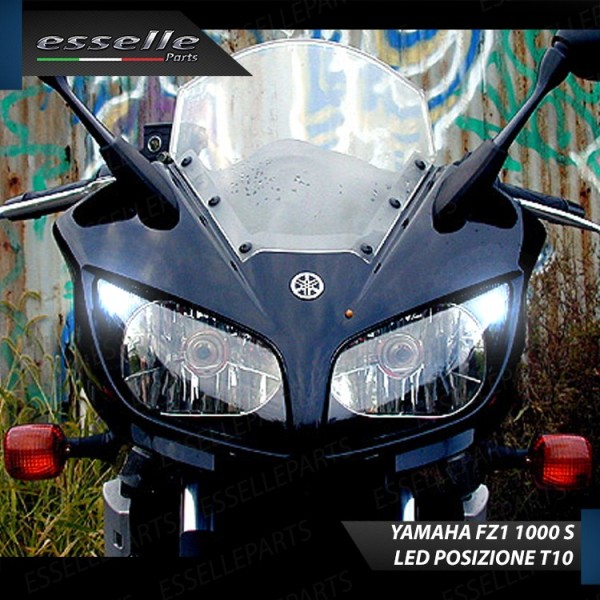 Luci posizione T10 5 LED Canbus per YAMAHA FZ1 2006-2016 Fazer
