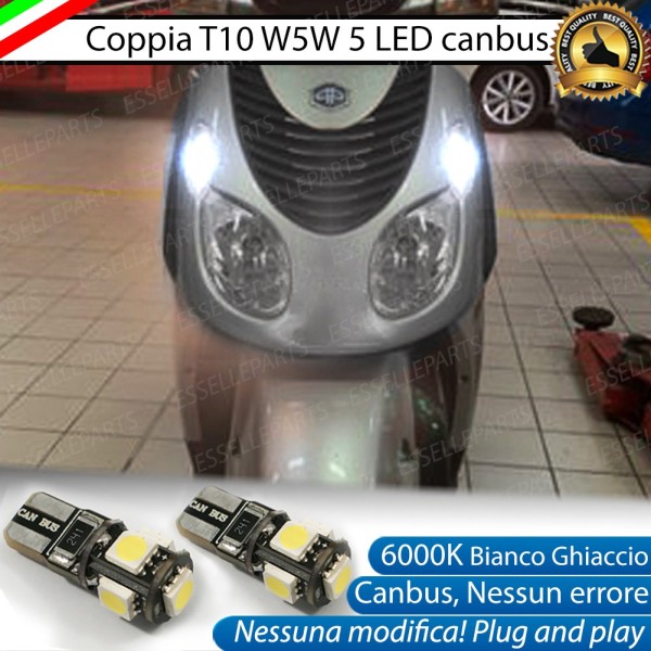 Luci posizione T10 5 LED Canbus per PIAGGIO Carnaby 250 2008-2011