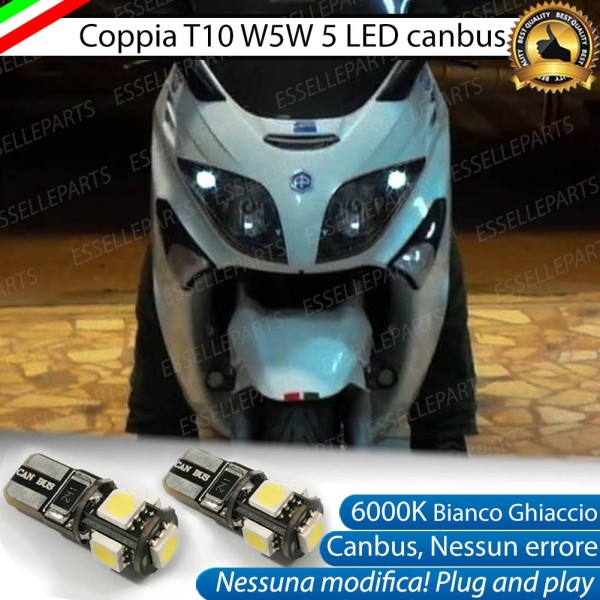 Luci posizione T10 5 LED Canbus per PIAGGIO Xevo 250 2007-2011