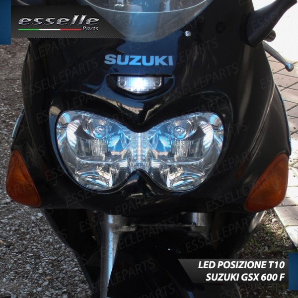 Luce posizione T10 5 LED Canbus per SUZUKI GSX 600 1998-2005 F