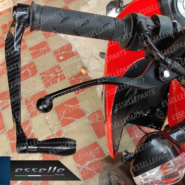 Paraleve di Protezione per Freno e Frizione Carbon Look moto,motorini,scooter VESPA