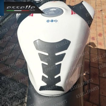 Protezione CARBON LOOK per Serbatoio Adesiva 3D Specifica per Aprilia
