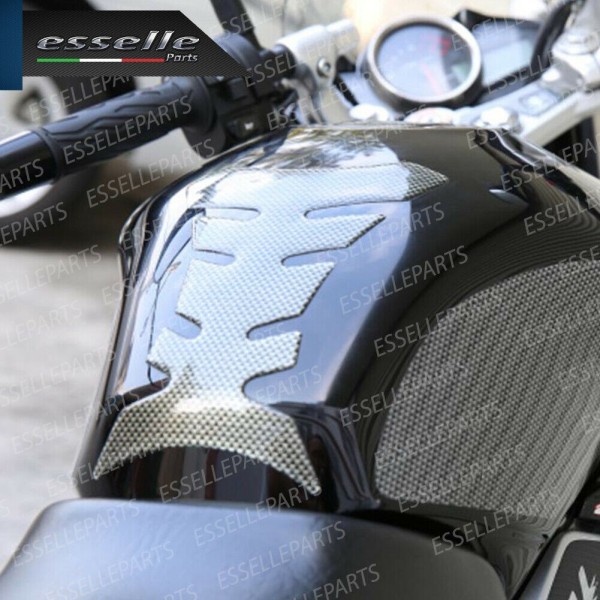 Protezione CARBON LOOK per Serbatoio Adesiva 3D Specifica per Sym