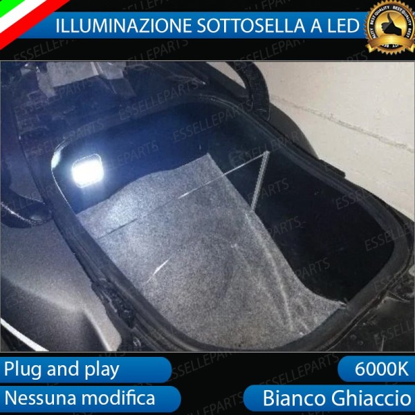 Lampada per Vano Sottosella SILURO 3 LED C5W specifica per PIAGGIO Beverly 350 (2019-2020) S ABS