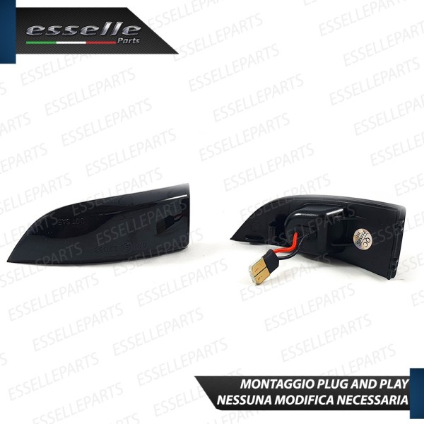 Placchette Dinamiche Nere fumè Laterali per frecce specifiche per RENAULT MEGANE III