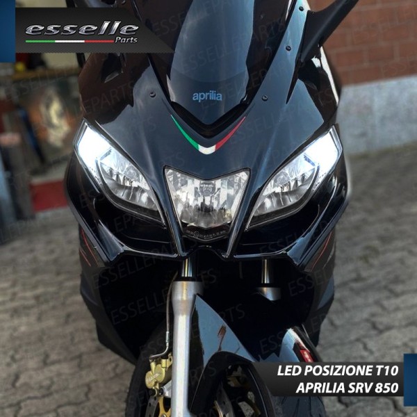 Coppia Lampade di Posizione LED T10 W5W per APRILIA SRV 850 2011-2016