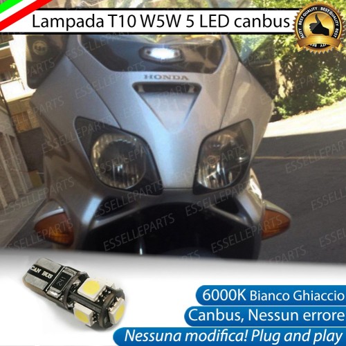 Lampada Singola di Posizione LED T10 W5W per HONDA Jazz 250 2001-2006
