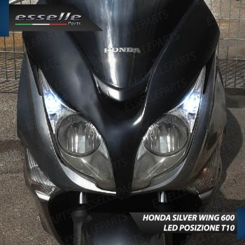 Coppia Lampade di Posizione LED T10 W5W per HONDA SW T 600 2011-2017