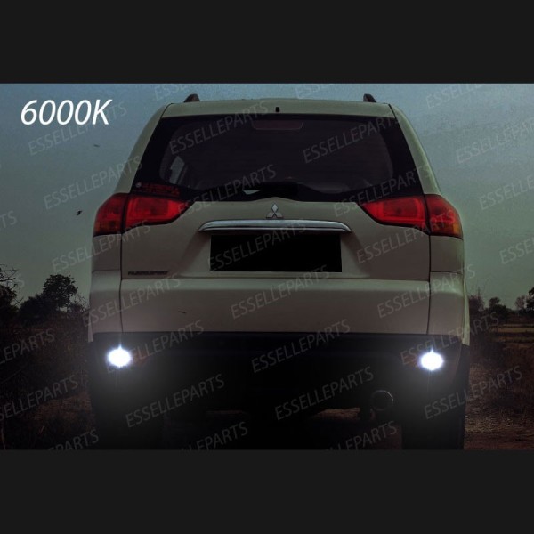 Luci Retromarcia 15 LED Mitsubishi Pajero Sport II CON LENTE FRONTALE