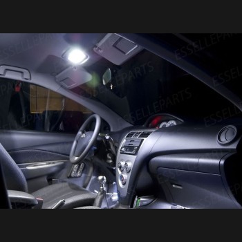 Led interni completo + Targa TOYOTA YARIS MK2