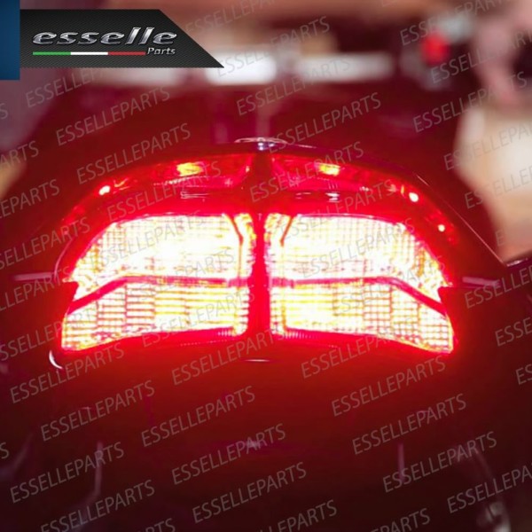 Coppia Lampade LED BAY15D Stop / Posizione Posteriori per MALAGUTI Madison 125 2002-2006 4T