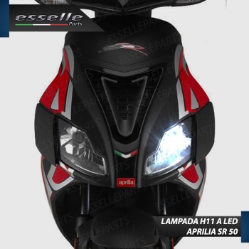 Kit LED H11 Conversione per Aprilia SR 50 R 9800 Lumen