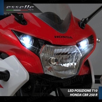Luci posizione T10 5 LED Canbus Honda CBR 250 R 2010-2014