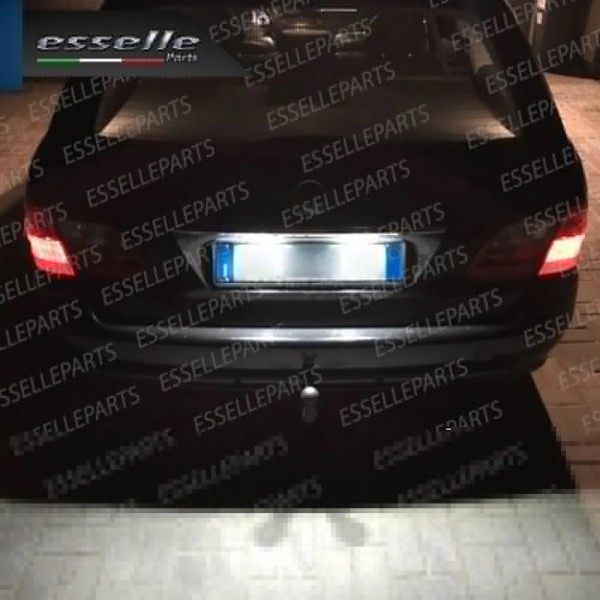 PER VERSIONI STATION WAGON - Placchette a LED Complete per MERCEDES CLASSE C W203