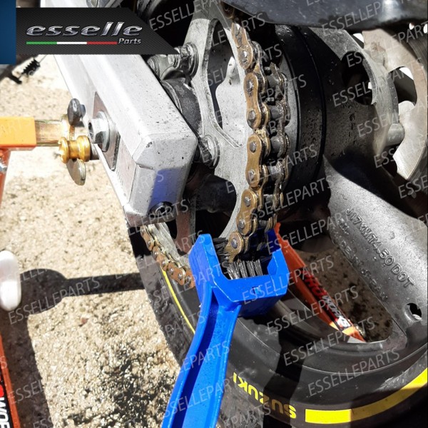 Pulisci Catena e Ingranaggi Antigraffio Specifico per Moto, Scooter, Quod Benelli