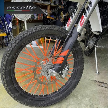 Kit Cover - ARANCIONE - Raggi in ABS per moto,motorini,scooter Triumph