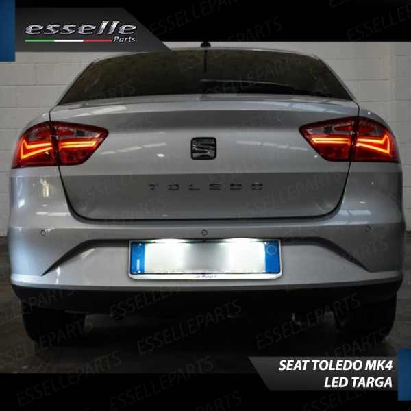Coppia Luci Targa 9 LED Per Seat Toledo 4 Canbus 6000K Bianco Ghiaccio No Error