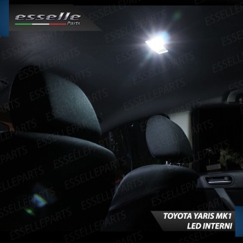 Led interni + Targa TOYOTA YARIS MK1 Led interni + Targa TOYOTA YARIS MK1