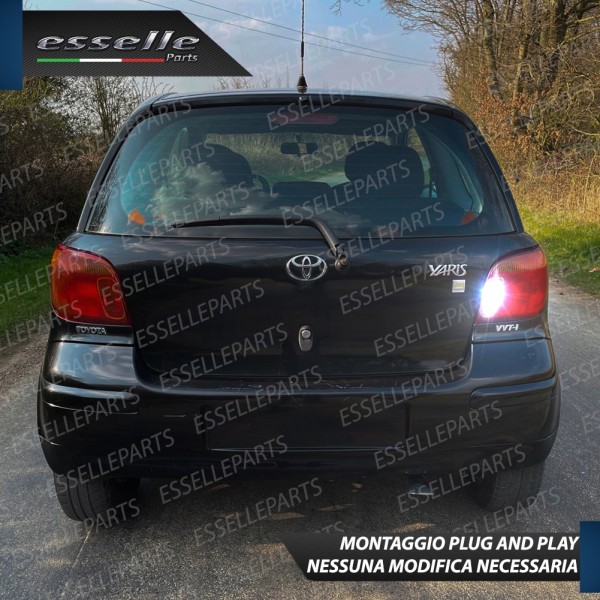 Lampada P21W da 15 LED 6000K bianco con lente per Retromarcia Toyota Yaris Restyling