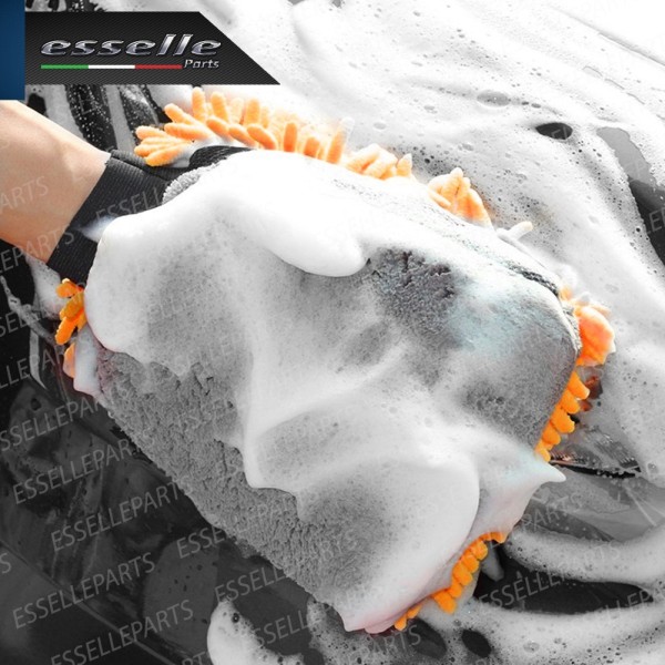 KIT LAVAGGIO ASCIUGATURA CARROZZERIA E INTERNI PER AUTO E MOTO
