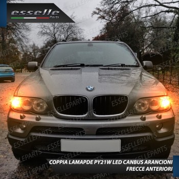 Coppia Frecce Anteriori PY21W 35 LED Canbus BMW X5 E53 con frecce Trasparenti