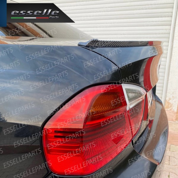SPOILER POSTERIORE ADESIVO CARBON LOOK ALETTONE MODELLABILE