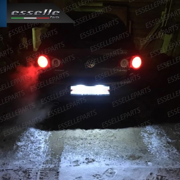 Placchette Complete da 18 LED per Luci targa specifiche per VOLKSWAGEN PASSAT B6 BERLINA