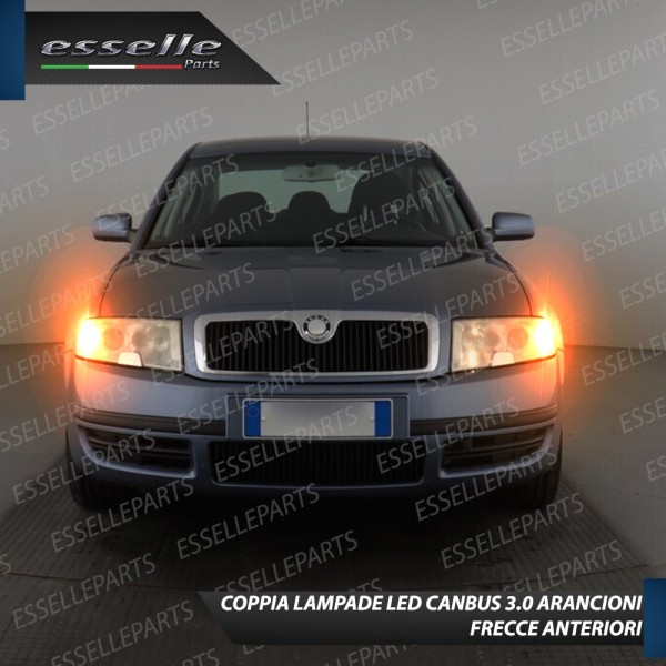 Coppia Frecce Anteriori PY21W 35 LED Canbus SKODA SUPERB 1