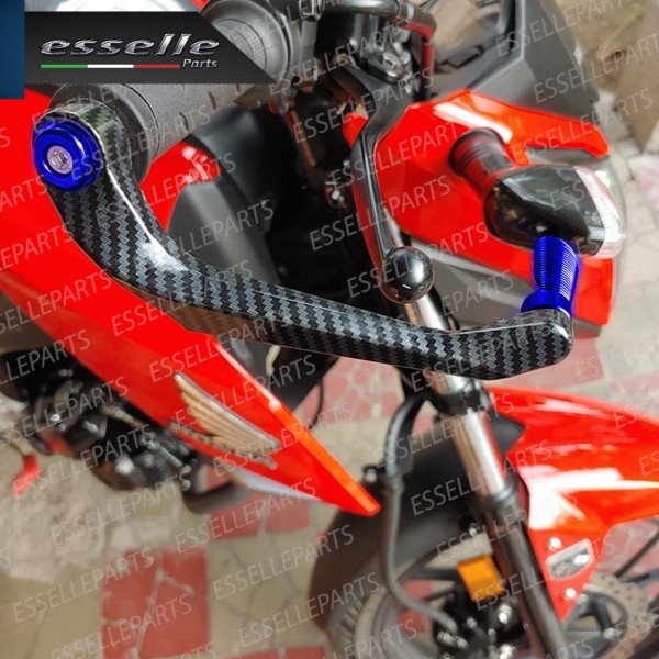 PARALEVE PROTEZIONE PER FRENO E FRIZIONE CARBON LOOK con inserti BLU Aprilia