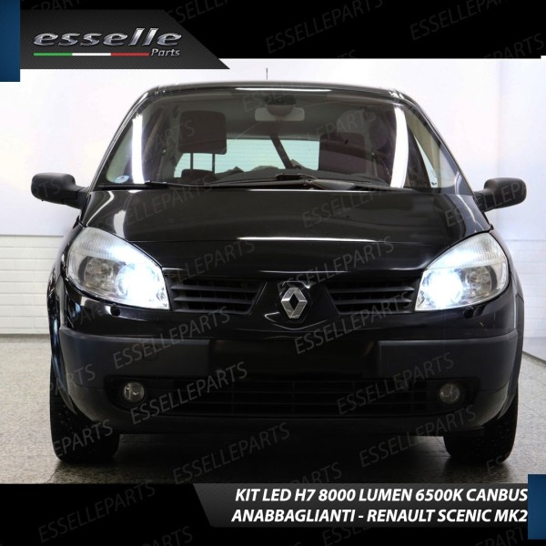 Conversione Fari Full LED 6000K bianco RENAULT SCENIC 2 con fari a parabola