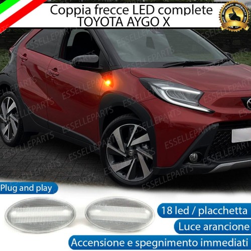 PLACCHETTE LATERALI A 18 LED PER FRECCE SPECIFICHE PER TOYOTA AYGO X
