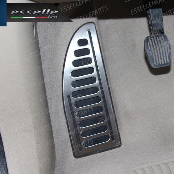 POGGIAPIEDI POGGIA PIEDE GOMMA ANTISCIVOLO ADESIVO IN ALLUMINIO