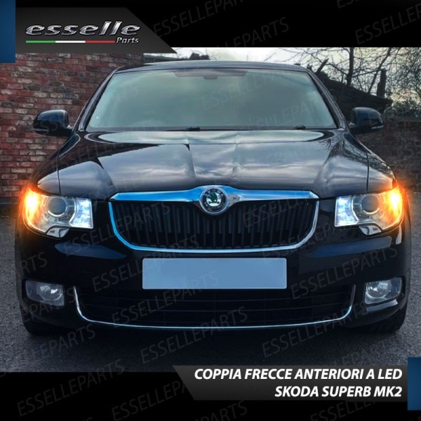 PER MODELLI FINO AL 2012 - Coppia Frecce Anteriori PY21W 35 LED Canbus SKODA SUPERB 2