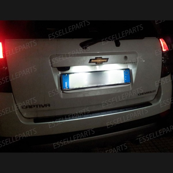 Coppia Luci Targa T10 W5W 5 LED canbus 6000K Bianco per Chevrolet Captiva Restyling