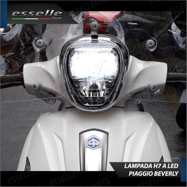 Lampada H7 LED 3000 Lumen per Anabbagliante PIAGGIO Beverly 125 2010-2017 S i.e.