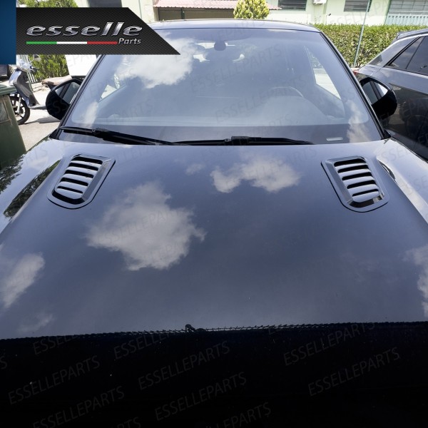 Coppia Prese d'aria sportive per cofano NERO LUCIDO Adesive in ABS