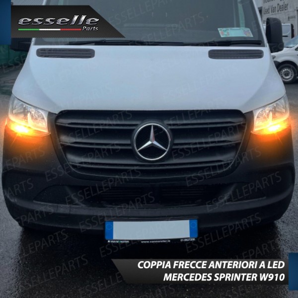 Coppia Frecce Anteriori PY21W 35 LED Canbus Mercedes Sprinter BR 907-910