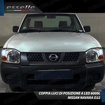 Luci posizione T10 W5W 5 LED Canbus per Nissan Navara D22