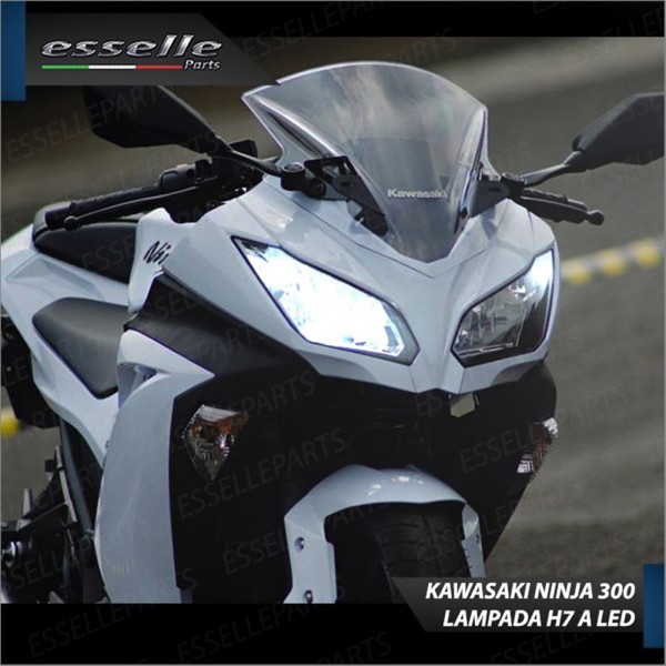 Conversione a Led per Kawasaki Ninja 300 ABS H7 e T10 6000K
