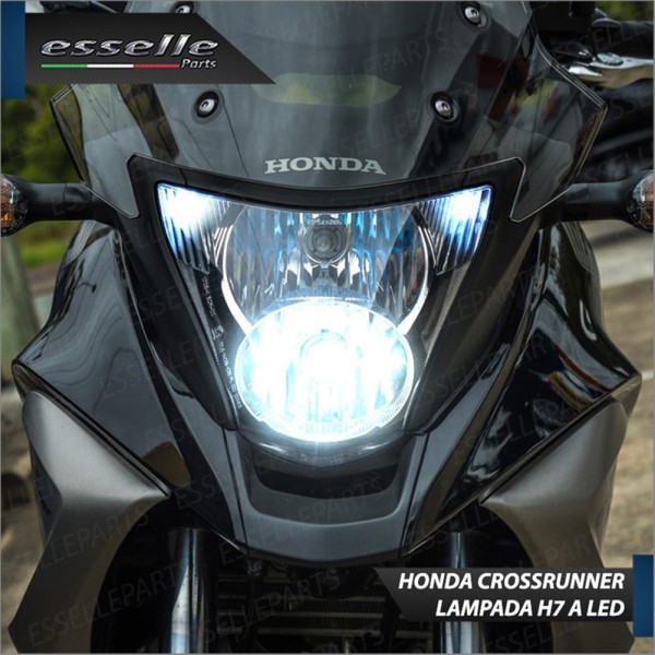 Conversione Completa Fari Full LED per Honda Crossrunner ABS 6000 Lumen 6000K