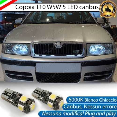 Luci posizione T10 W5W 5 LED Canbus Skoda Octavia 1