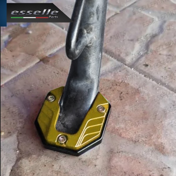 Piastra di Estensione Cavalletto Laterale in Metallo COLORE ORO per Cagiva